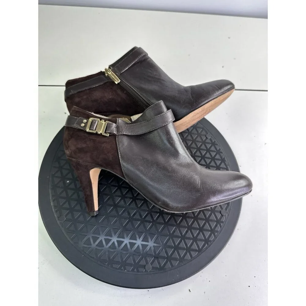 Vince Camuto Vanna Leather & Suede Dk Brown Ankle Boot Heels 7.5M Gold Trim